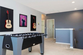 Stunning 7 Bd Close to Disney w/ Pool @ Sonoma 2639